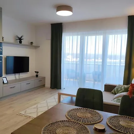 Gina In Riva Park Apartment
