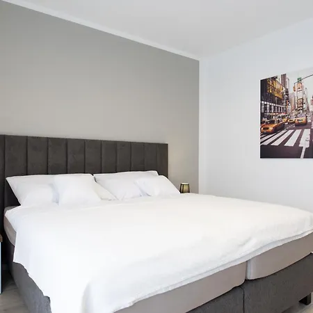 Gina * Dunajská Streda