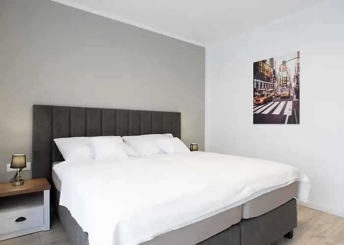 Gina * Dunajská Streda